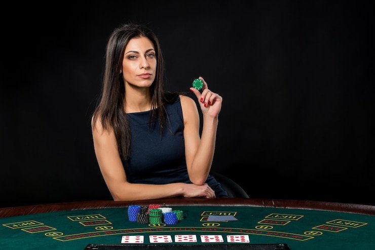 Dragon Tiger Live table interface showing card layout and betting zones